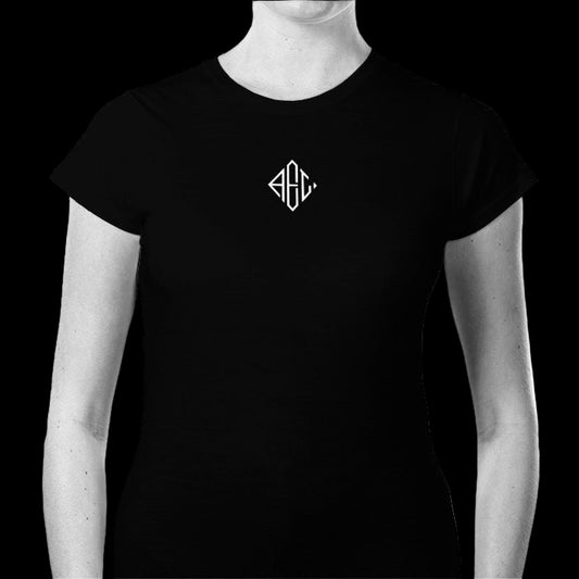 TEES♀